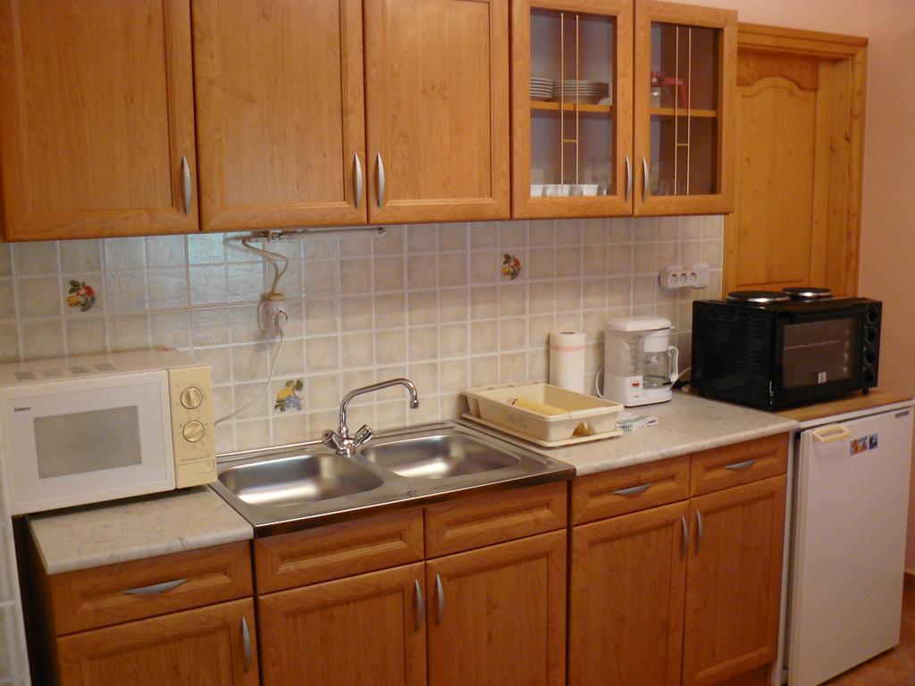 Zsuzsi Apartman Zalakaros Δωμάτιο φωτογραφία