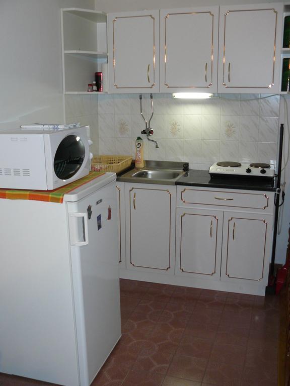 Zsuzsi Apartman Zalakaros Δωμάτιο φωτογραφία